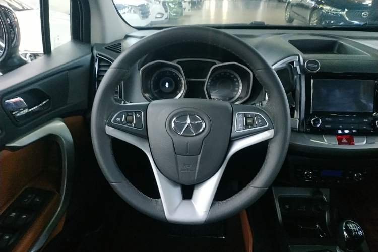 Used JAC Refine S3 2014 1.5L Manual Luxury Smart Model Steering Wheel