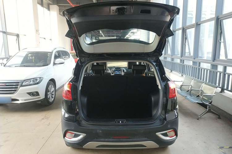 Used JAC Refine S3 2014 1.5L Manual Luxury Smart Model Trunk
