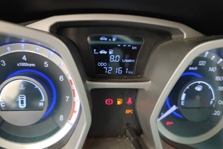 Used JAC Refine S3 2014 1.5L Manual Luxury Smart Model Odometer Close Up