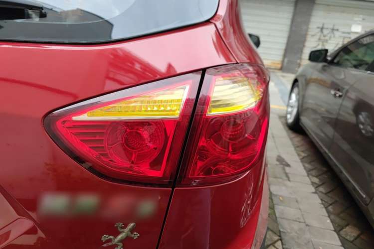 Used JAC Refine S3 2014 1.5L Manual Luxury Smart Model Right Rear Taillight
