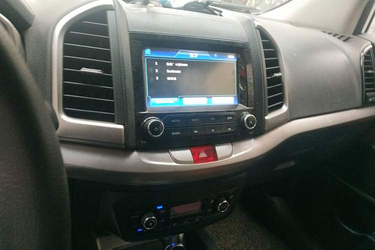 Used JAC Refine S3 2014 1.5L Manual Luxury Smart Model Audio And AC Panel