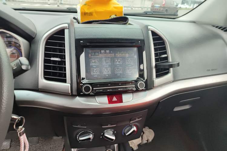 Used JAC Refine S3 2014 1.5L Manual Luxury Model Audio And AC Panel
