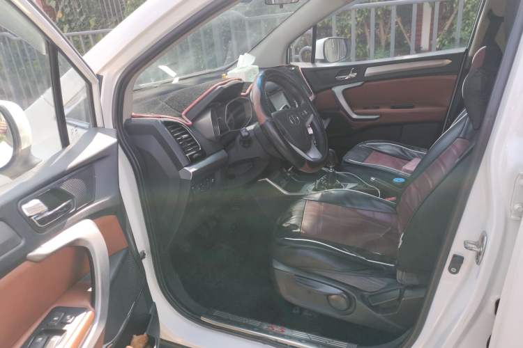 Used JAC Refine S3 2014 1.5L Manual Luxury Model Driver Seat