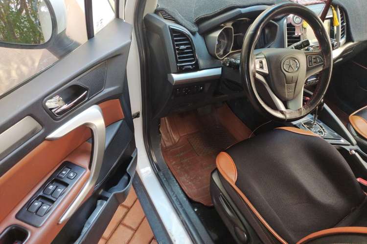 Used JAC Refine S3 2014 1.5L CVT Luxury Smart Model Driver Seat