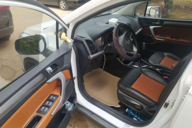Used JAC Refine S3 2014 1.5L CVT Luxury Smart Model Driver Seat