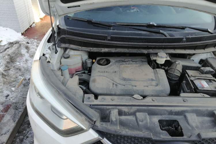 Used JAC Refine S3 2014 1.5L CVT Luxury Version Engine Bay Right