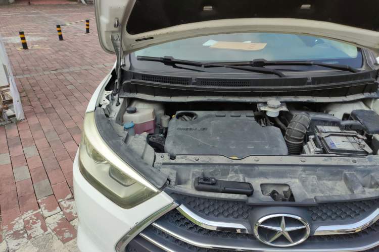 Used JAC Refine S3 2014 1.5L Manual Luxury Model Engine Bay Right