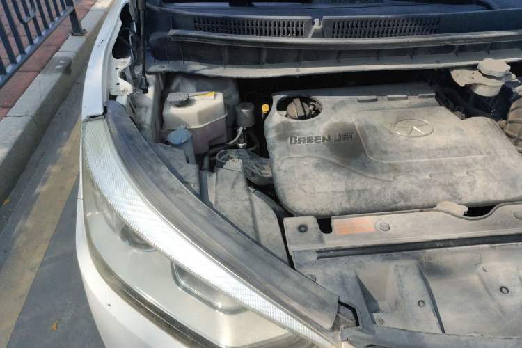 Used JAC Refine S3 2014 1.5L Manual Luxury Model Engine Bay Right