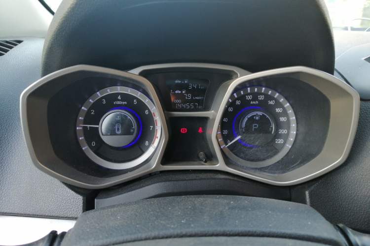 Used JAC Refine S3 2014 1.5L CVT Luxury Version Instrument Cluster