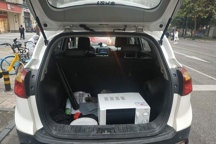 Used JAC Refine S3 2014 1.5L Manual Luxury Smart Model Trunk