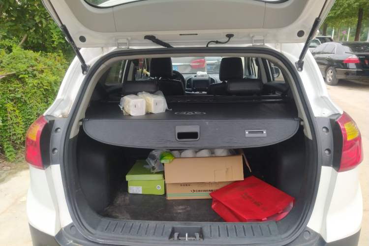Used JAC Refine S3 2014 1.5L CVT Luxury Smart Model Trunk
