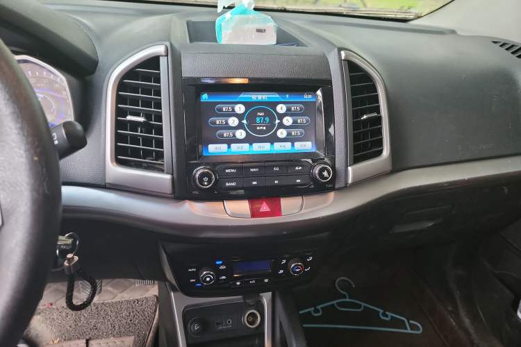 Used JAC Refine S3 2015 1.5L Manual Luxury Smart Deluxe Edition Audio And AC Panel