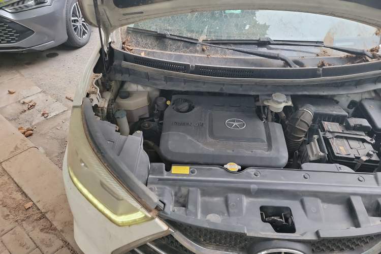 Used JAC Refine S3 2015 1.5L Manual Luxury Smart Deluxe Edition Engine Bay Right