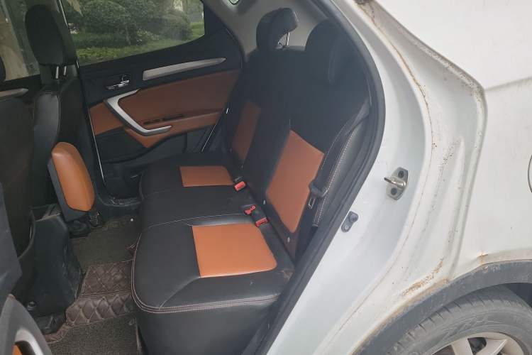 Used JAC Refine S3 2015 1.5L Manual Luxury Smart Deluxe Edition Left Rear Seat