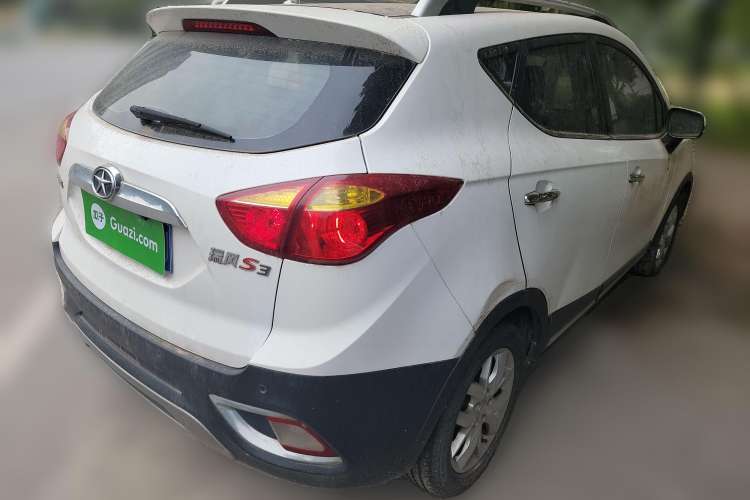 Used JAC Refine S3 2015 1.5L Manual Luxury Smart Deluxe Edition Rear Right 45 Deg