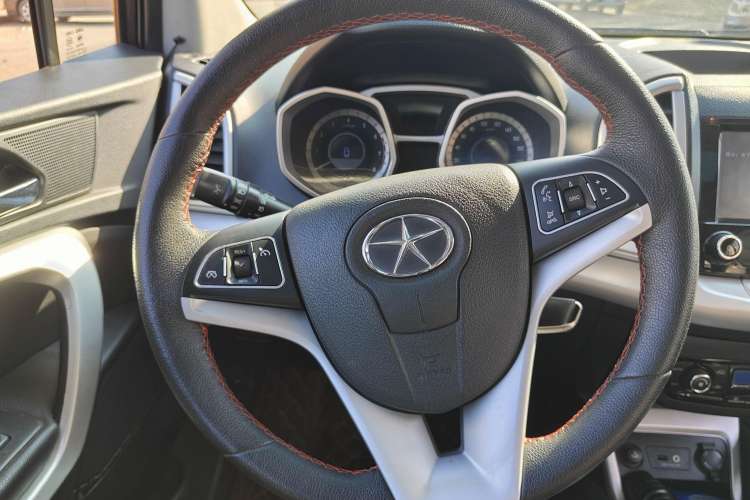Used JAC Refine S3 2016 1.5L Manual Luxury Smart Version Interior 2