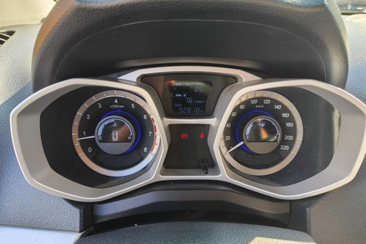 Used JAC Refine S3 2016 1.5L Manual Luxury Smart Version Odometer Close Up
