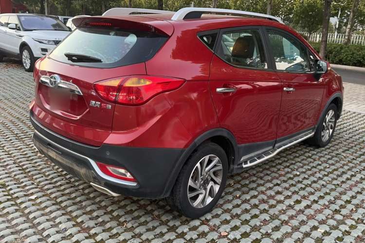 Used JAC Refine S3 2016 1.5L Manual Luxury Smart Premium Edition Exterior 4