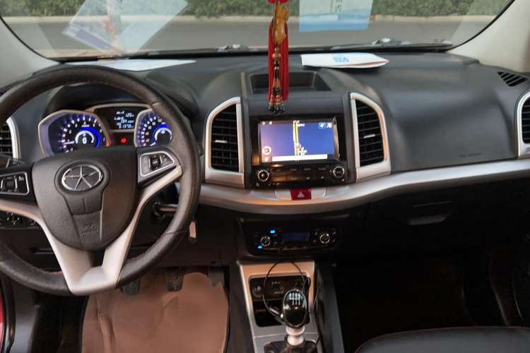 Used JAC Refine S3 2016 1.5L Manual Luxury Smart Premium Edition Interior 3