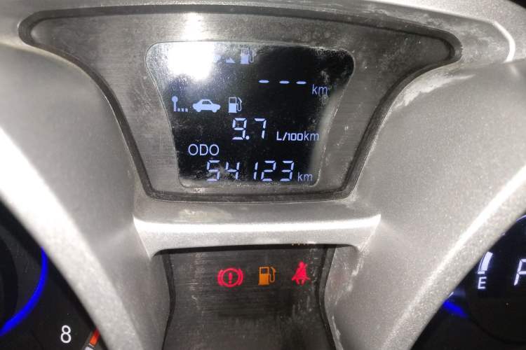 Used JAC Refine S3 2016 1.5L CVT Luxury Smart Version Odometer Close Up