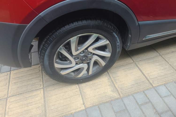 Used JAC Refine S3 2016 1.5L CVT Luxury Smart Version Right Rear Wheel Hub