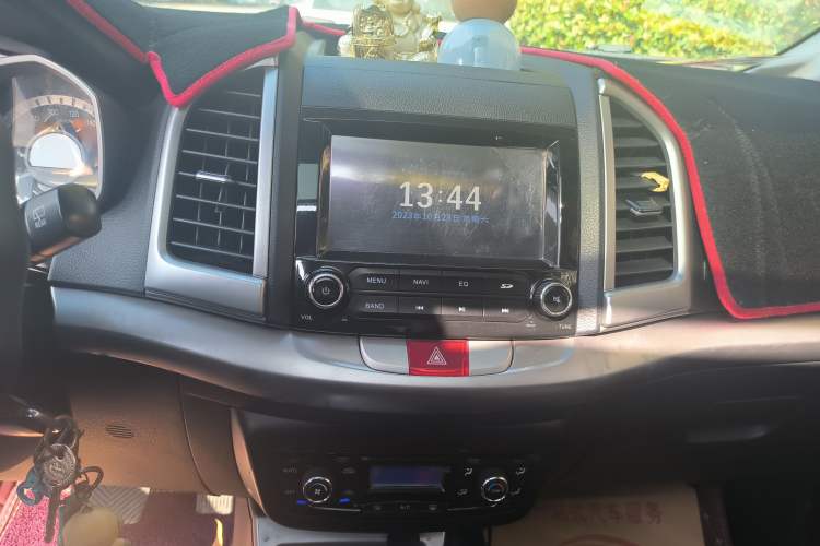 Used JAC Refine S3 2016 1.5L CVT Luxury Smart Premium Edition Audio And AC Panel
