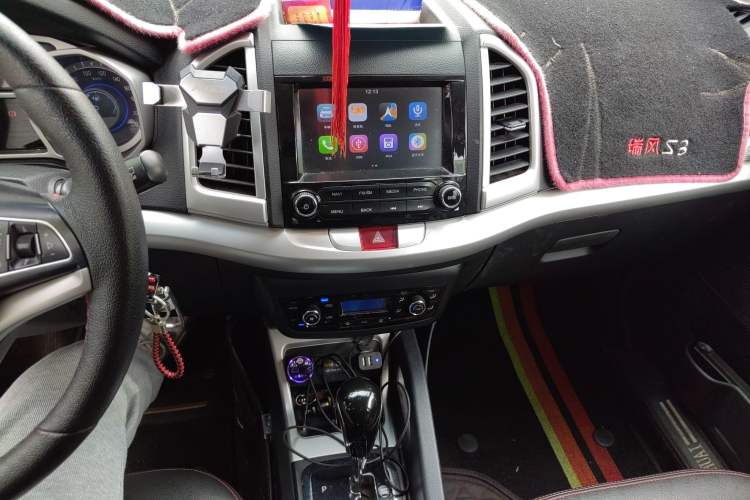 Used JAC Refine S3 2016 1.5L CVT Luxury Smart Premium Edition Audio And AC Panel