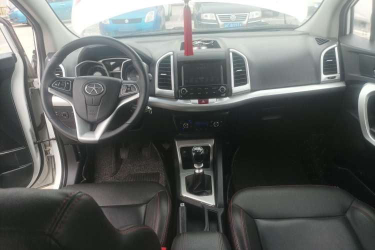 Used JAC Refine S3 2016 1.5L Manual Luxury Smart Premium Edition Center Console