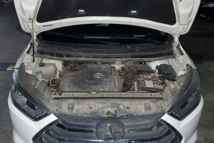 Used JAC Refine S3 2016 1.5L CVT Luxury Smart Premium Edition Engine Bay