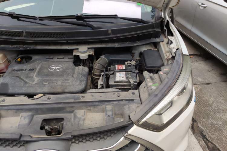 Used JAC Refine S3 2016 1.5L Manual Luxury Smart Version Engine Bay Left