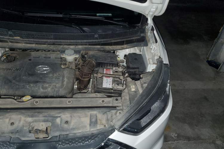 Used JAC Refine S3 2016 1.5L CVT Luxury Smart Premium Edition Engine Bay Left
