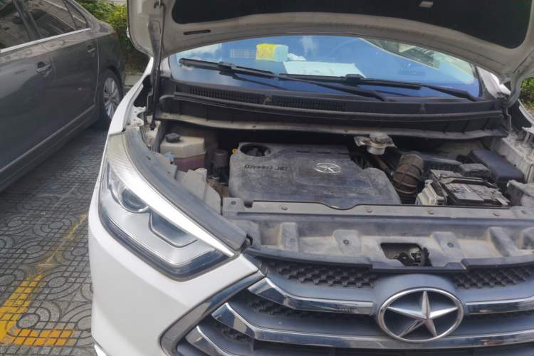 Used JAC Refine S3 2016 1.5L Manual Luxury Smart Premium Edition Engine Bay Right