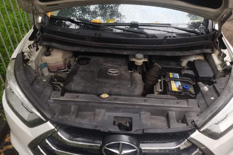 Used JAC Refine S3 2016 1.5L Manual Luxury Smart Version Engine Bay