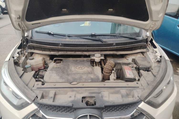 Used JAC Refine S3 2016 1.5L Manual Luxury Smart Version Engine Bay