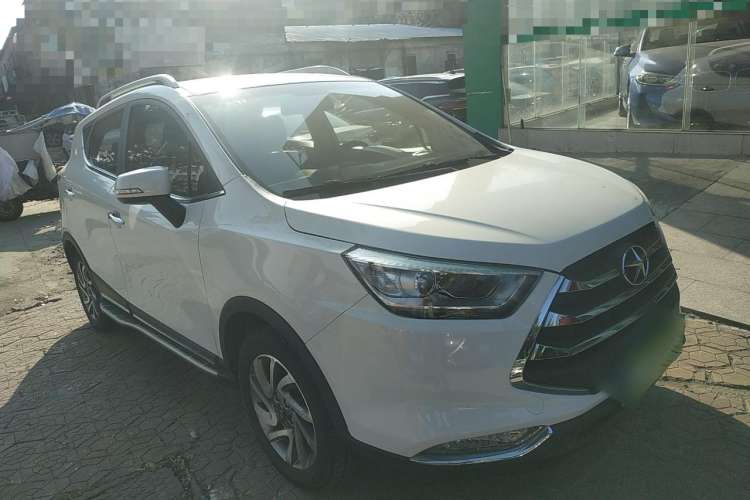 Used JAC Refine S3 2016 1.5L CVT Luxury Smart Premium Edition Front Right 45 Deg