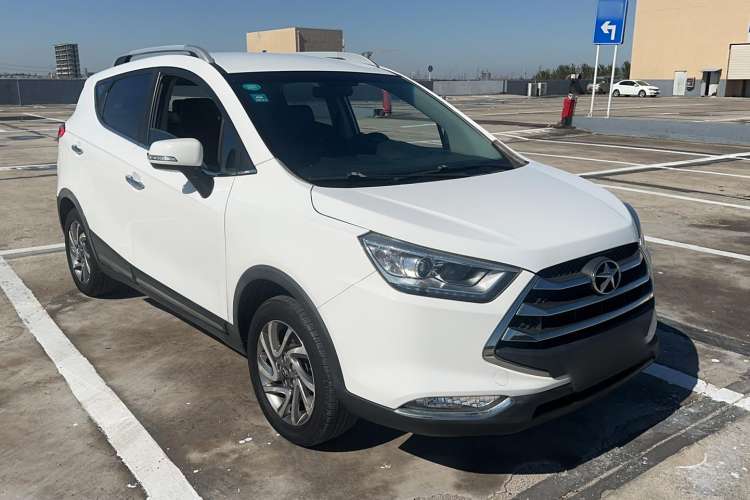 Used JAC Refine S3 2016 1.5L Manual Luxury Smart Version Front Right 45 Deg