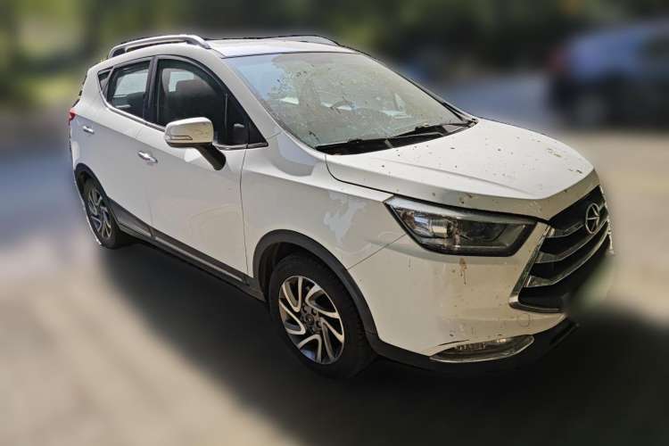 Used JAC Refine S3 2016 1.5L Manual Luxury Smart Version Front Right 45 Deg