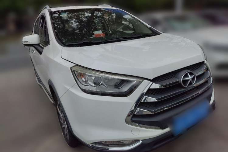 Used JAC Refine S3 2016 1.5L CVT Luxury Smart Premium Edition Front Right 45 Deg