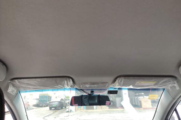Used JAC Refine S3 2016 1.5L Manual Luxury Smart Version Headliner