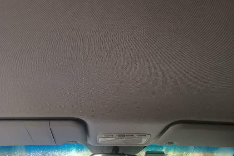 Used JAC Refine S3 2016 1.5L Manual Luxury Smart Version Headliner