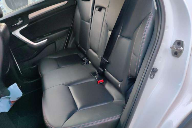 Used JAC Refine S3 2016 1.5L Manual Luxury Smart Version Interior 1