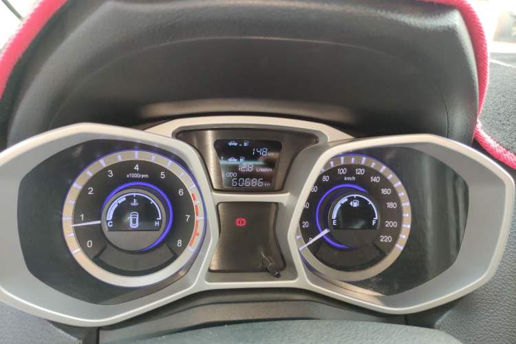 Used JAC Refine S3 2016 1.5L Manual Luxury Smart Version Odometer Close Up