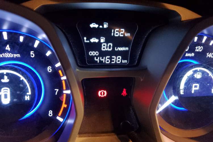 Used JAC Refine S3 2016 1.5L CVT Luxury Smart Premium Edition Odometer Close Up