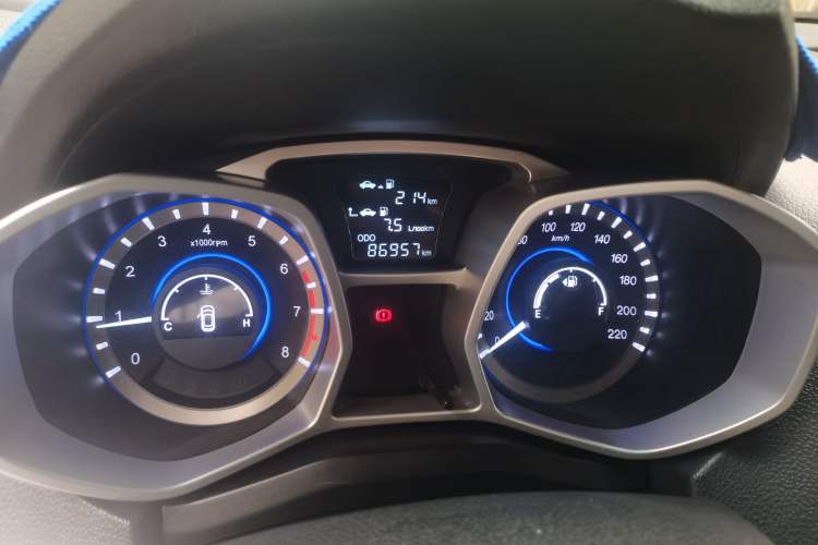 Used JAC Refine S3 2016 1.5L Manual Luxury Smart Version Odometer Close Up