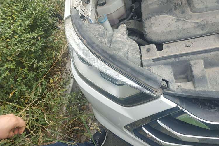 Used JAC Refine S3 2016 1.5L CVT Luxury Smart Version Right Front Headlight