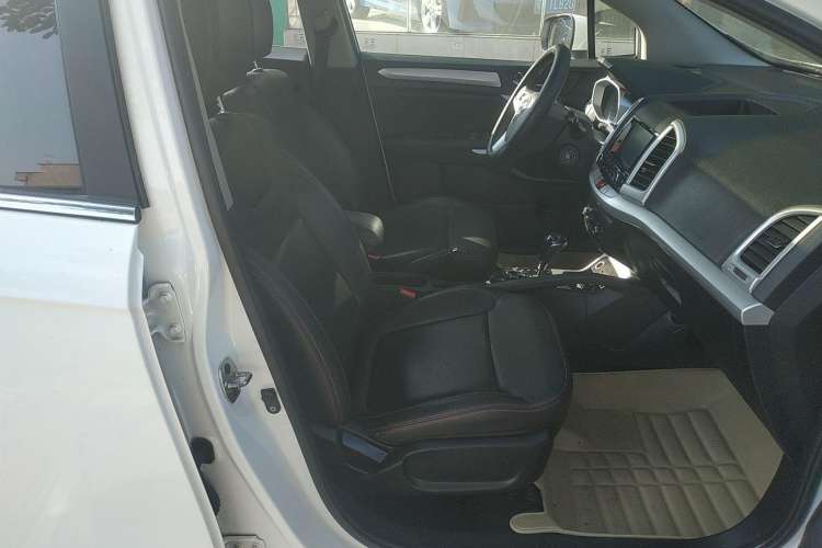 Used JAC Refine S3 2016 1.5L CVT Luxury Smart Premium Edition Right Front Seat