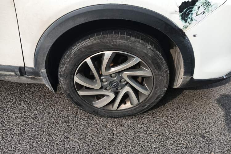 Used JAC Refine S3 2016 1.5L Manual Luxury Smart Version Right Front Wheel Hub