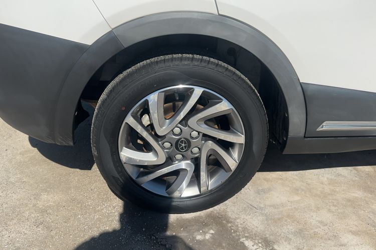 Used JAC Refine S3 2016 1.5L Manual Luxury Smart Version Right Rear Wheel Hub