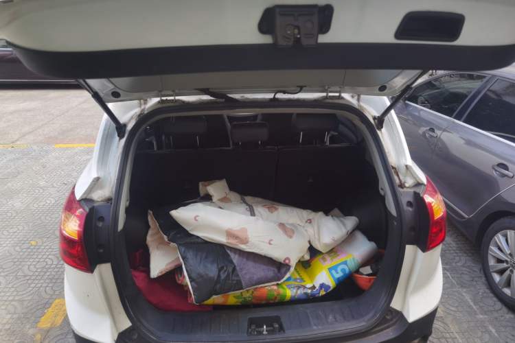 Used JAC Refine S3 2016 1.5L Manual Luxury Smart Premium Edition Trunk