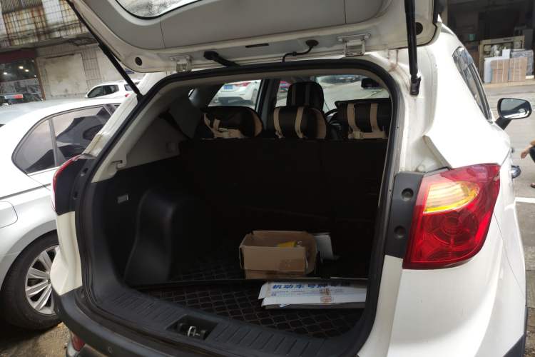 Used JAC Refine S3 2016 1.5L Manual Luxury Smart Version Trunk